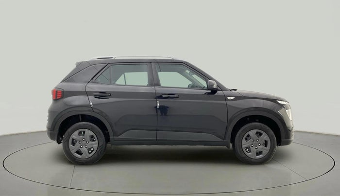 2024 Hyundai VENUE S 1.2, Petrol, Manual, 7,578 km, Right Side View