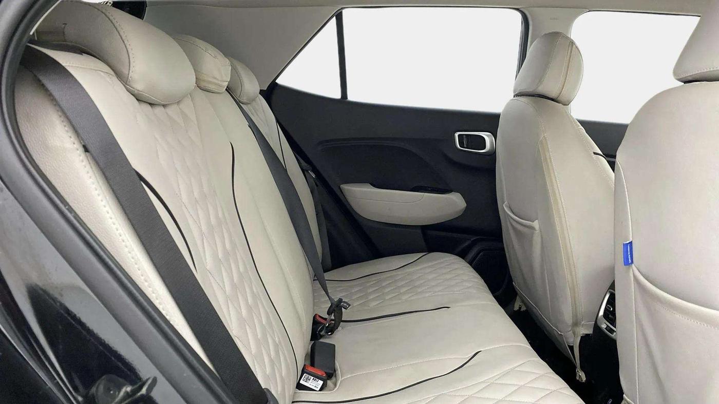 2024 Hyundai VENUE S 1.2, Petrol, Manual, 7,578 km, Right Side Rear Door Cabin