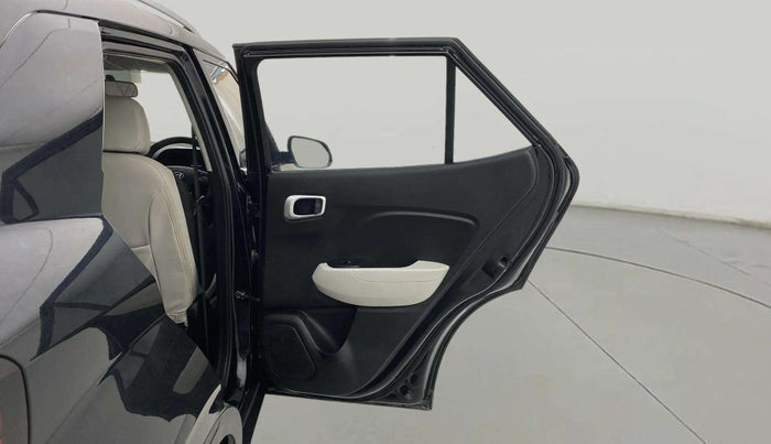2024 Hyundai VENUE S 1.2, Petrol, Manual, 7,578 km, RHS Rear Door