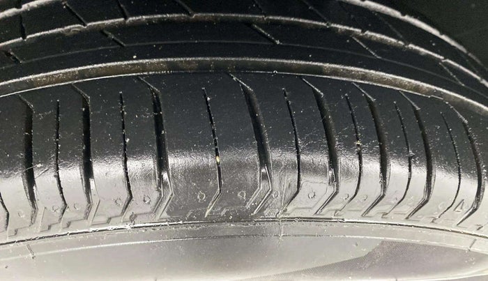 2023 Tata PUNCH ADVENTURE MT, Petrol, Manual, 5,715 km, Left Front Tyre Tread