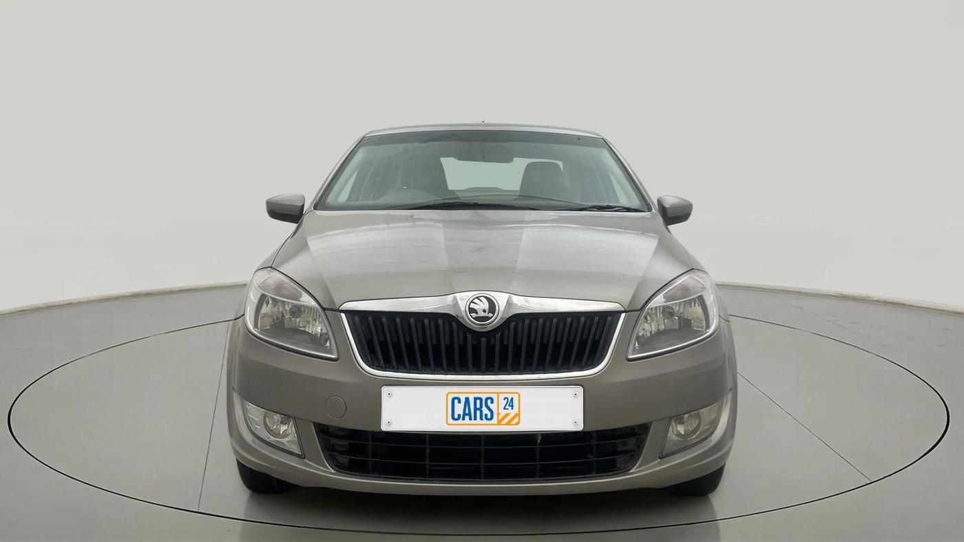 2015 Skoda Rapid AMBITION 1.6 MPI MT, Petrol, Manual, 76,850 km, Front