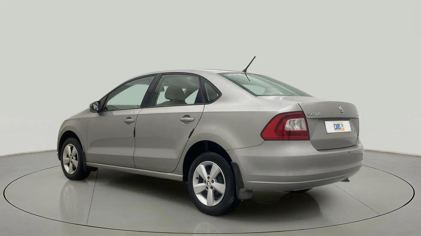 2015 Skoda Rapid AMBITION 1.6 MPI MT, Petrol, Manual, 76,850 km, Left Back Diagonal