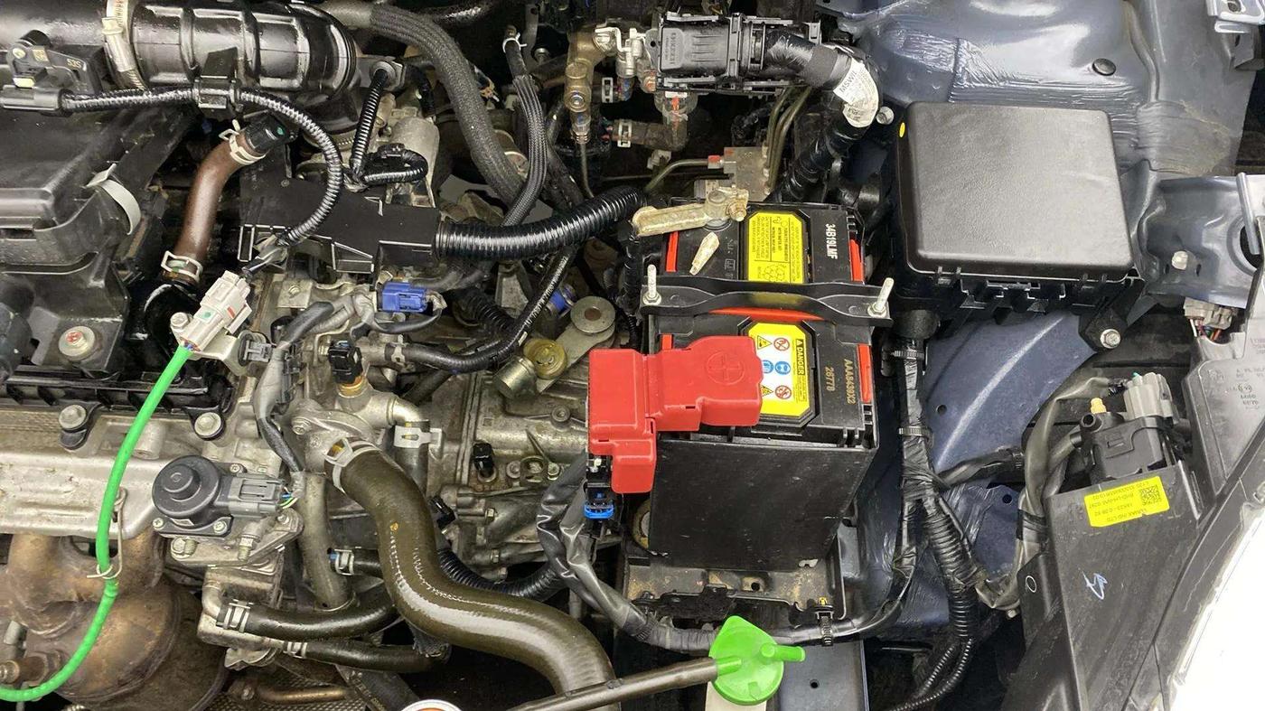 2023 Maruti Dzire VXI CNG, CNG, Manual, 23,797 km, Engine View - Left