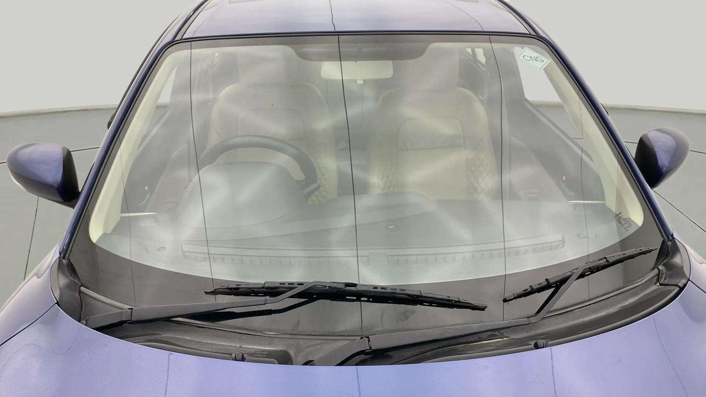 2023 Maruti Dzire VXI CNG, CNG, Manual, 23,797 km, Front Windshield