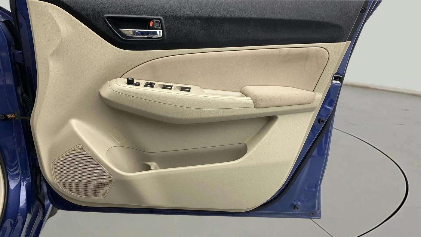 2023 Maruti Dzire VXI CNG, CNG, Manual, 23,797 km, Driver Side Door Panels Control