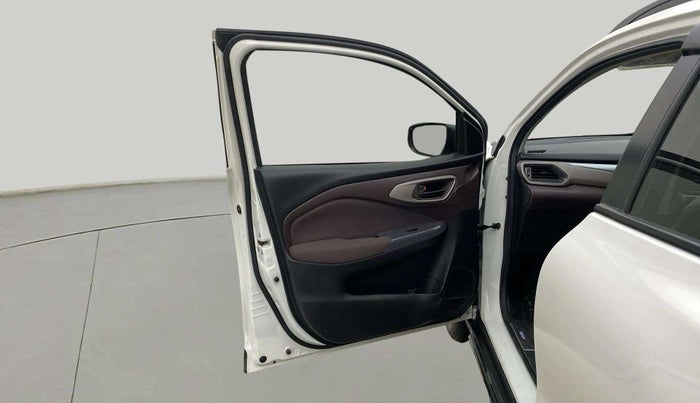2023 Maruti FRONX DELTA 1.2 AGS, Petrol, Automatic, 11,726 km, LHS Front Door