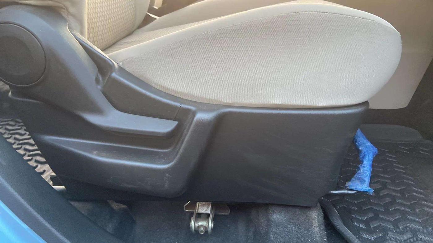 2021 Maruti New Wagon-R LXI CNG 1.0, CNG, Manual, 62,637 km, Driver Side Adjustment Panel