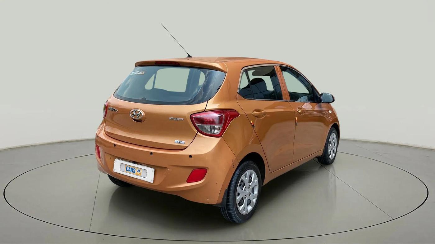 2016 Hyundai Grand i10 MAGNA 1.2 KAPPA VTVT, Petrol, Manual, 30,133 km, Right Back Diagonal