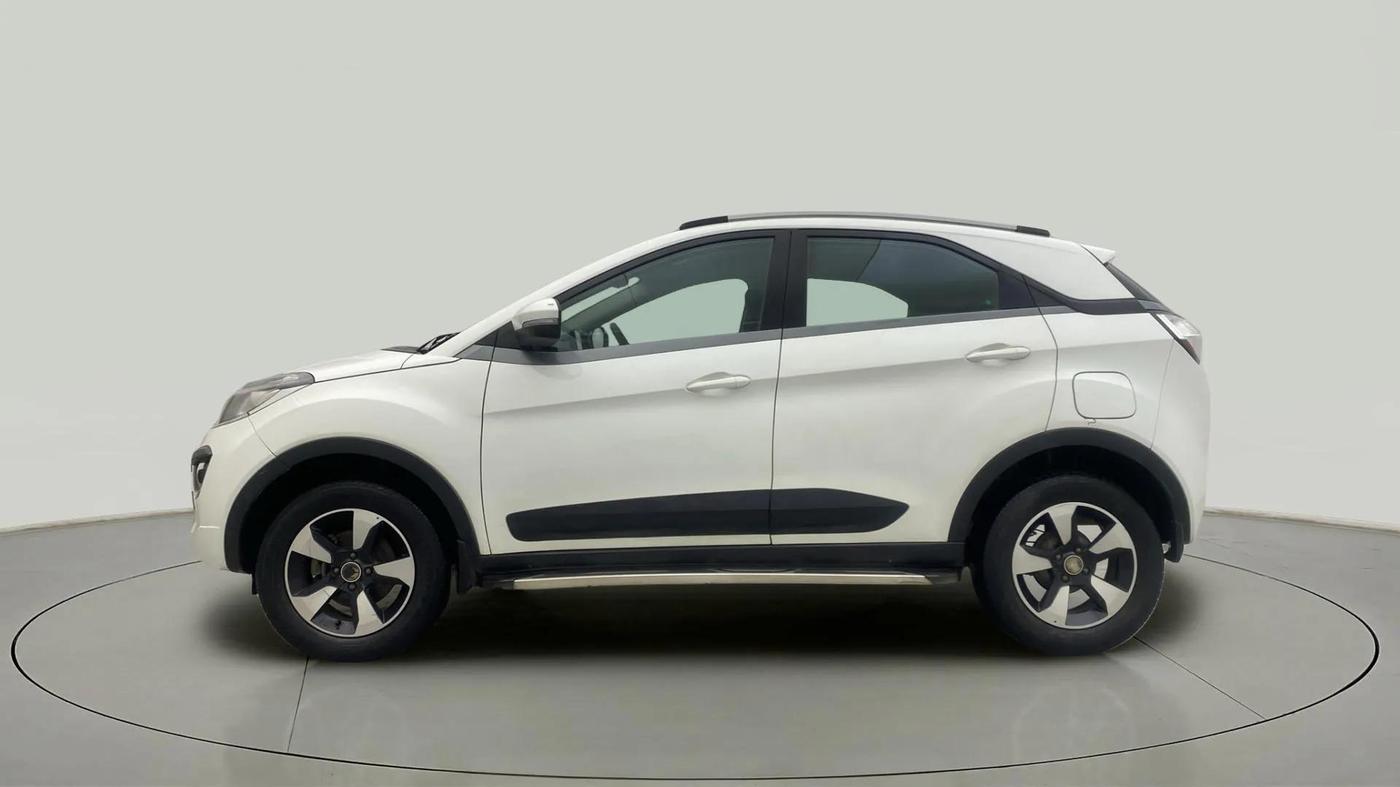 2018 Tata NEXON XZA PLUS DIESEL, Diesel, Automatic, 40,698 km, Left Side