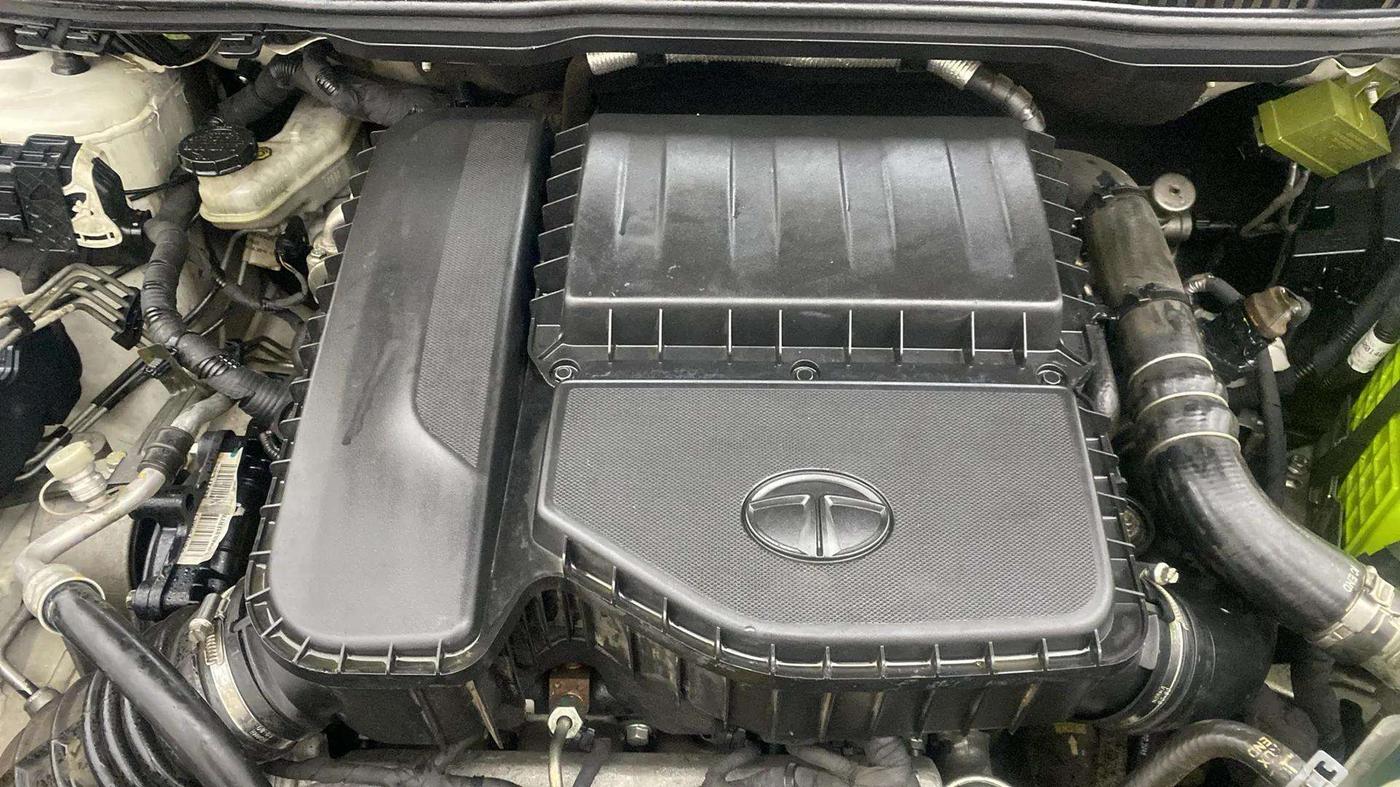 2018 Tata NEXON XZA PLUS DIESEL, Diesel, Automatic, 40,698 km, Engine View