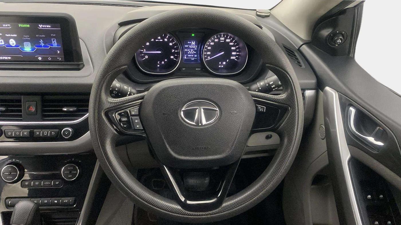 2018 Tata NEXON XZA PLUS DIESEL, Diesel, Automatic, 40,698 km, Steering Wheel Close Up