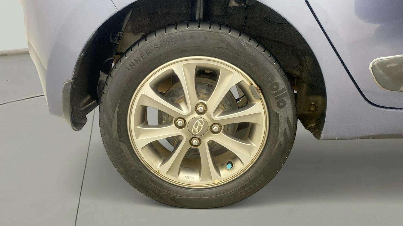 2015 Hyundai Grand i10 ASTA (O) 1.2 KAPPA VTVT, Petrol, Manual, 93,030 km, Right Rear Wheel