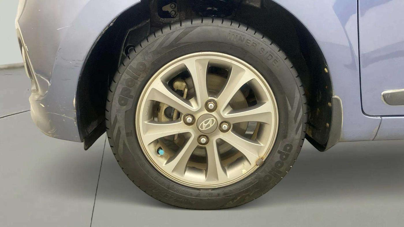 2015 Hyundai Grand i10 ASTA (O) 1.2 KAPPA VTVT, Petrol, Manual, 93,030 km, Left Front Wheel