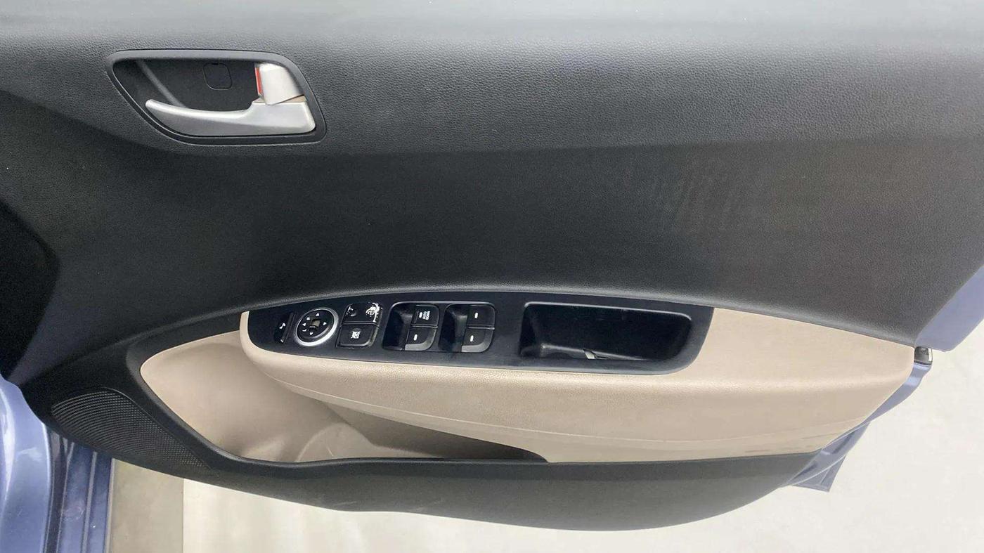 2015 Hyundai Grand i10 ASTA (O) 1.2 KAPPA VTVT, Petrol, Manual, 93,030 km, Driver Side Door Panels Control