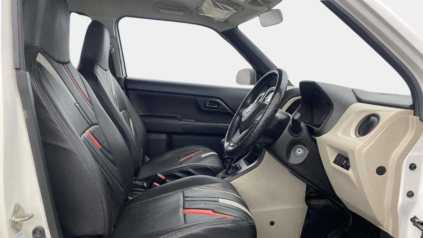 2023 Maruti New Wagon-R LXI 1.0, Petrol, Manual, 38,598 km, Right Side Front Door Cabin