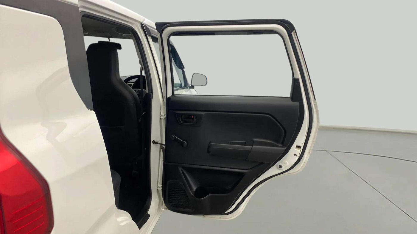 2023 Maruti New Wagon-R LXI 1.0, Petrol, Manual, 38,598 km, RHS Rear Door