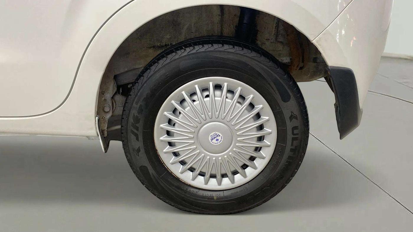 2023 Maruti New Wagon-R LXI 1.0, Petrol, Manual, 38,598 km, Left Rear Wheel