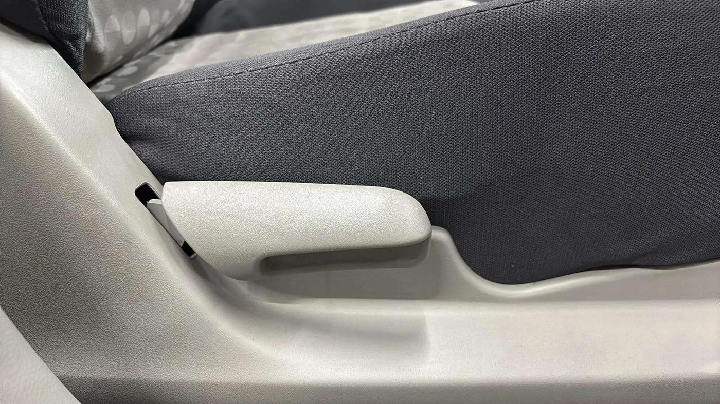 2015 Maruti Celerio VXI AMT, Petrol, Automatic, 27,603 km, Driver Side Adjustment Panel