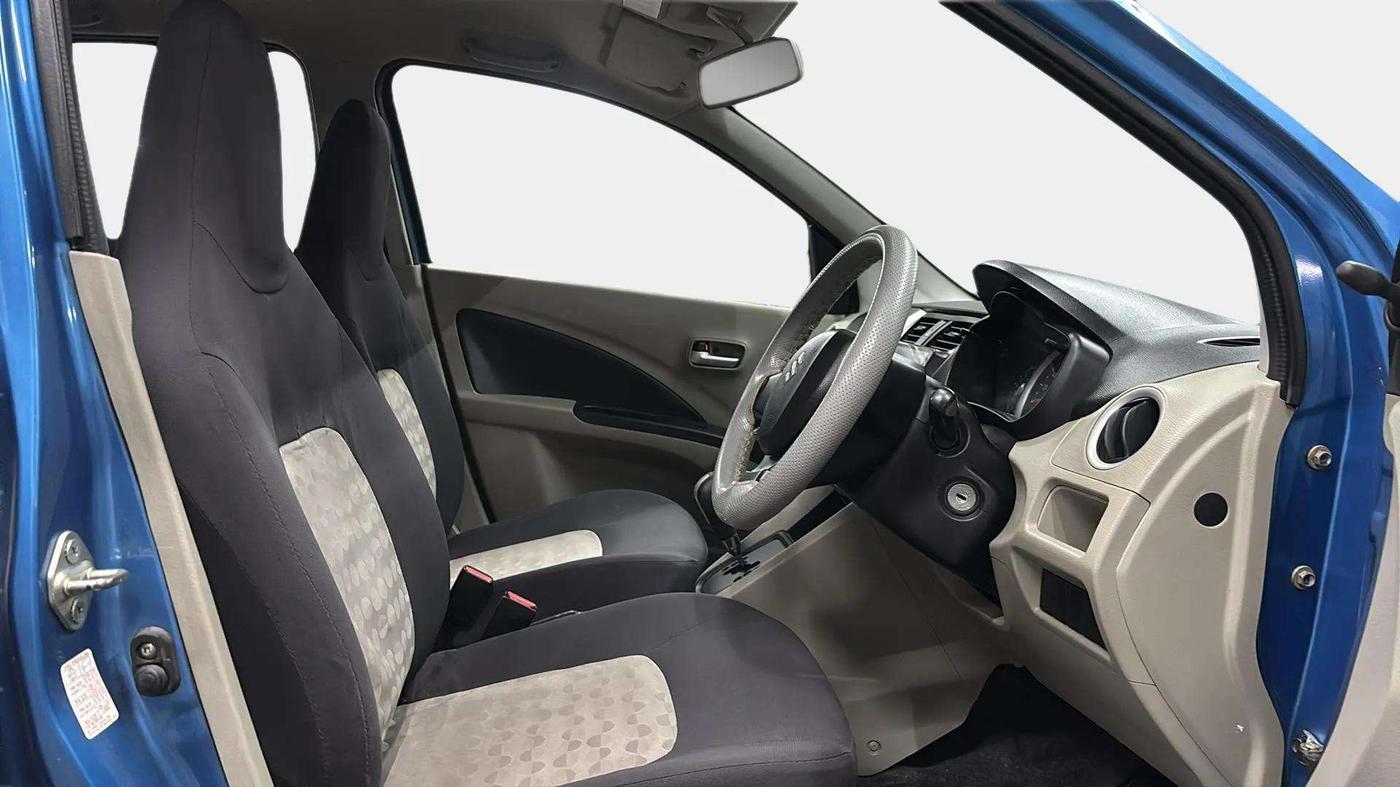 2015 Maruti Celerio VXI AMT, Petrol, Automatic, 27,603 km, Right Side Front Door Cabin