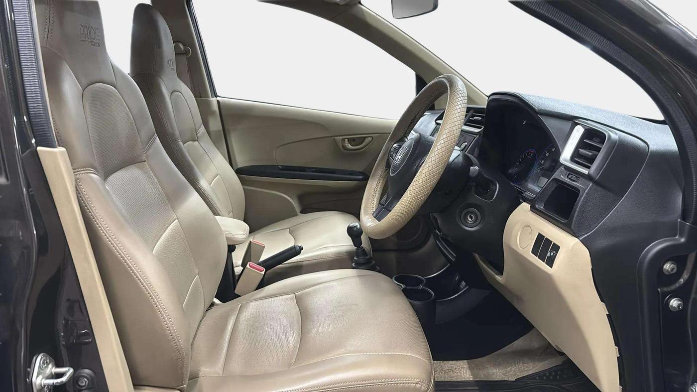2018 Honda Amaze 1.2L I-VTEC S OPT, Petrol, Manual, 42,450 km, Right Side Front Door Cabin