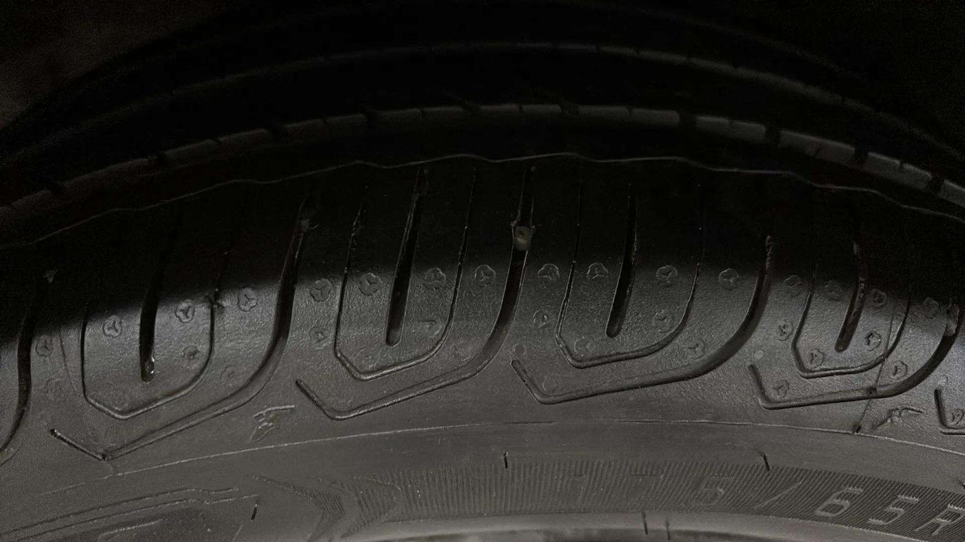 2018 Honda Amaze 1.2L I-VTEC S OPT, Petrol, Manual, 42,450 km, Right Rear Tyre Tread