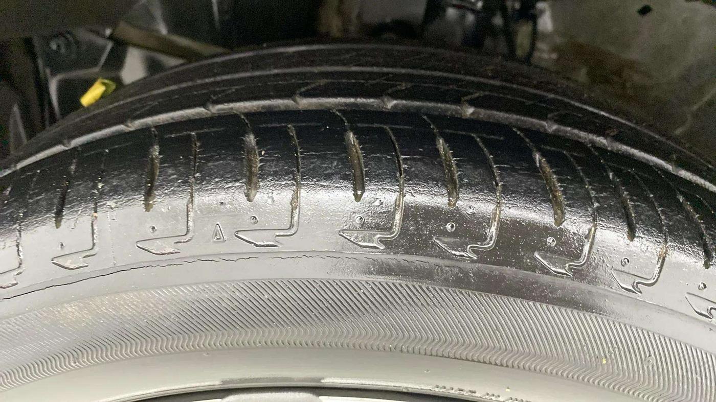 2020 Honda City 1.5L I-VTEC VX CVT, Petrol, Automatic, 25,693 km, Left Front Tyre Tread