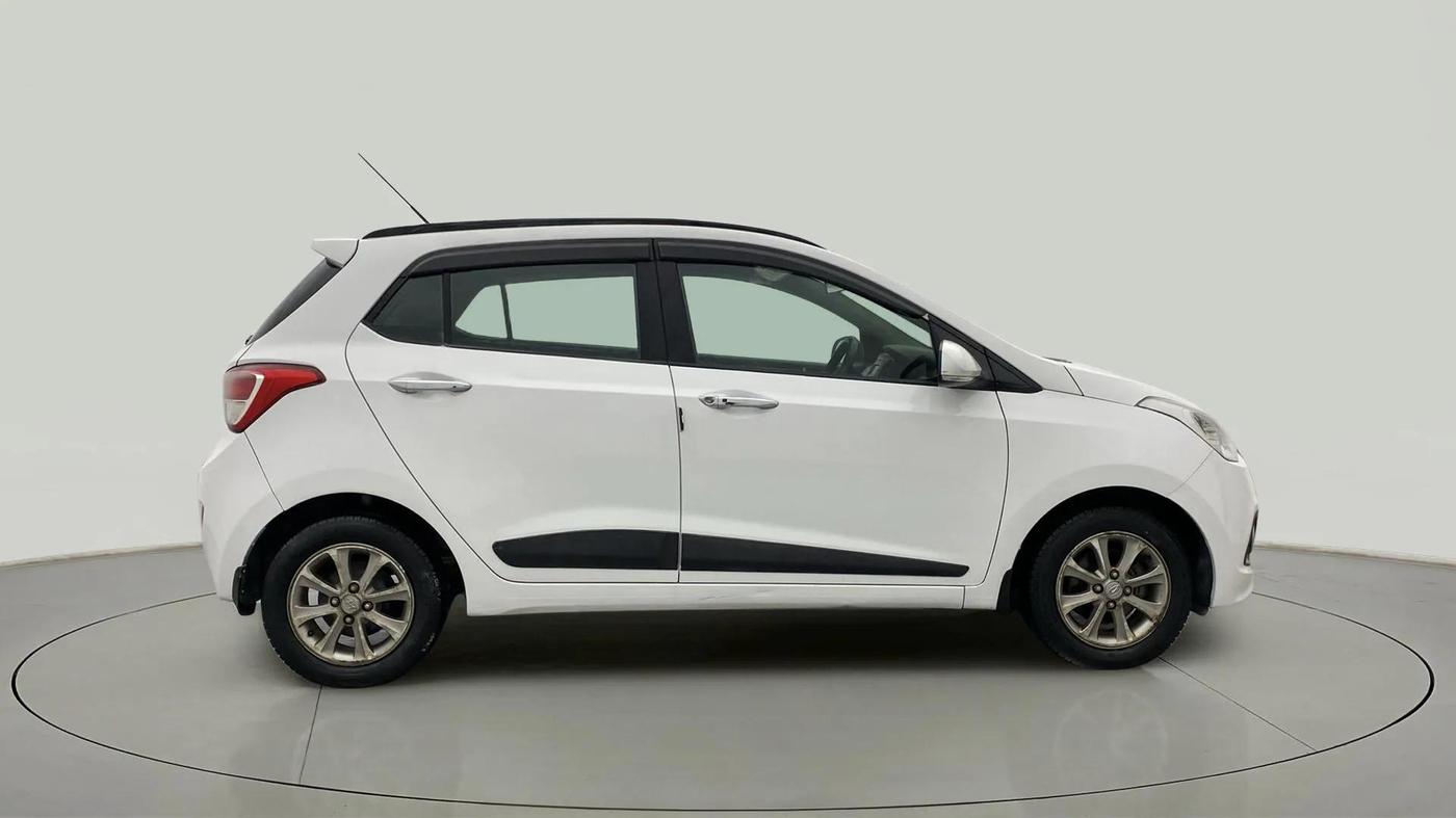 2016 Hyundai Grand i10 ASTA 1.2 KAPPA VTVT, Petrol, Manual, 84,173 km, Right Side View