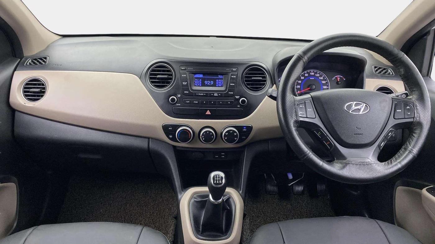 2016 Hyundai Grand i10 ASTA 1.2 KAPPA VTVT, Petrol, Manual, 84,173 km, Dashboard