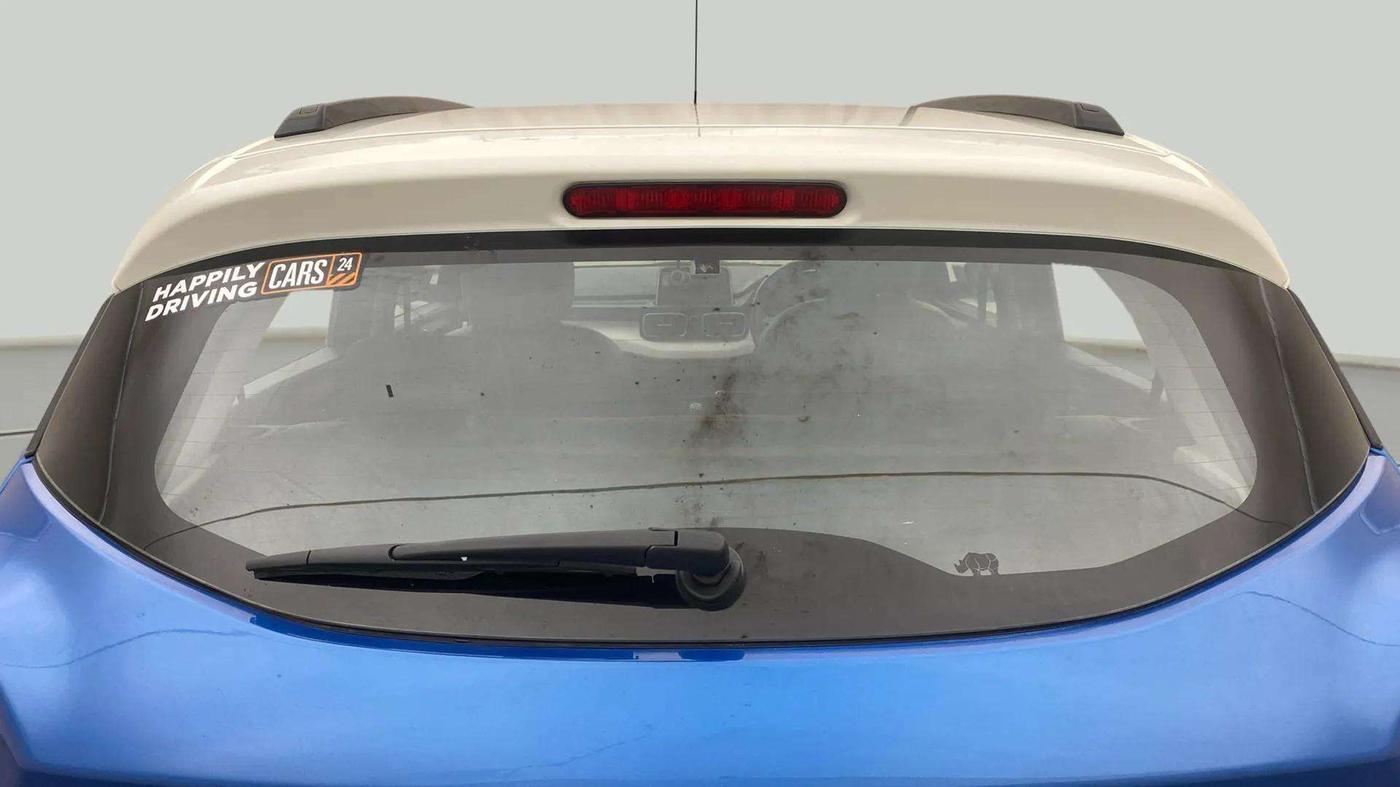 2021 Tata PUNCH CREATIVE  MT, Petrol, Manual, 15,275 km, Rear Windshield