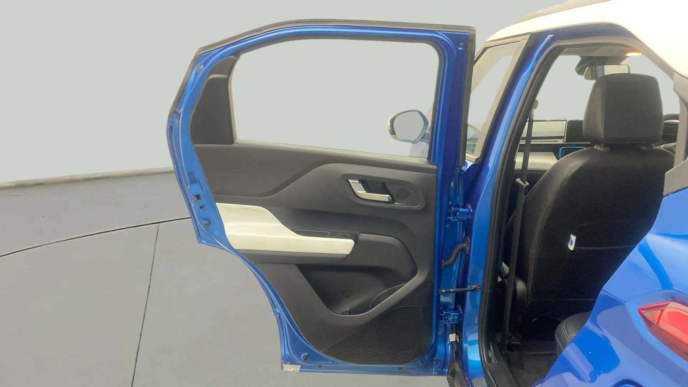 2021 Tata PUNCH CREATIVE  MT, Petrol, Manual, 15,275 km, LHS Rear Door