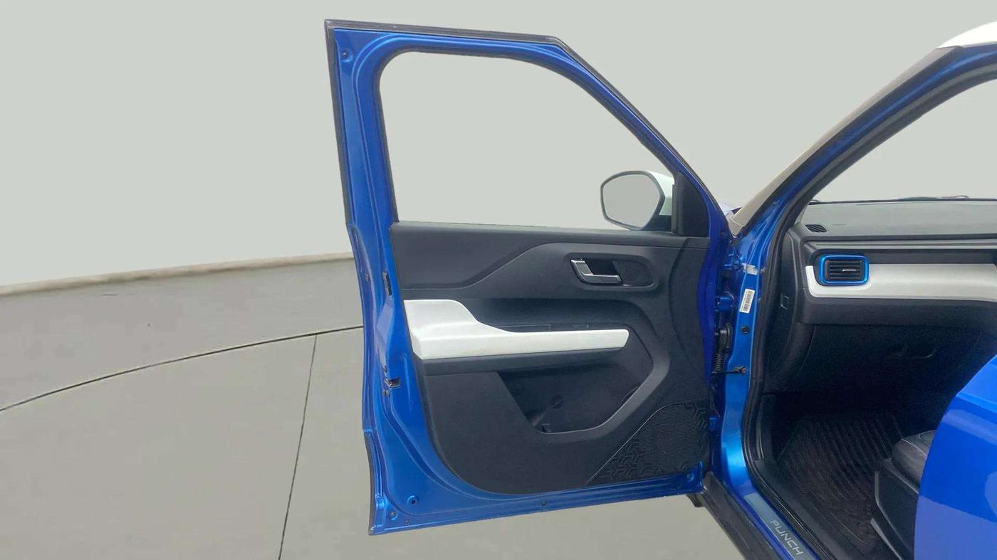 2021 Tata PUNCH CREATIVE  MT, Petrol, Manual, 15,275 km, LHS Front Door