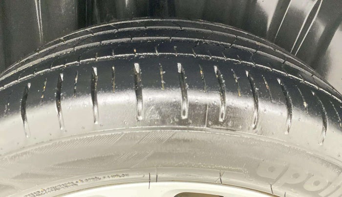 2023 Maruti Baleno ZETA PETROL 1.2, Petrol, Manual, 39,813 km, Right Rear Tyre Tread