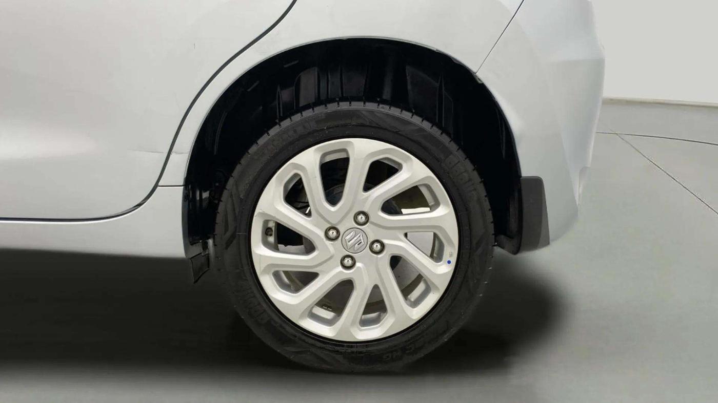 2023 Maruti Baleno ZETA PETROL 1.2, Petrol, Manual, 39,813 km, Left Rear Wheel