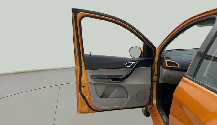 2016 Tata Tiago XZ PETROL, Petrol, Manual, 53,407 km, LHS Front Door