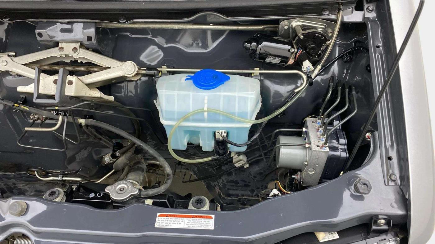 2021 Maruti Eeco 7 STR, Petrol, Manual, 20,326 km, Engine View - Left