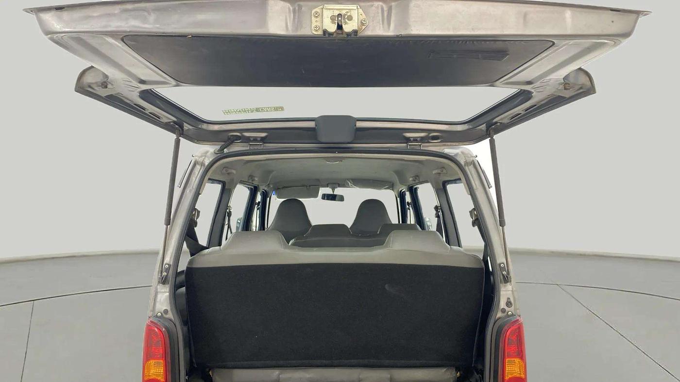 2021 Maruti Eeco 7 STR, Petrol, Manual, 20,326 km, Boot Inside