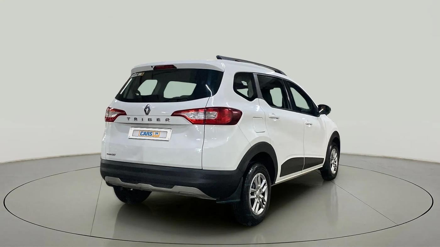 2022 Renault TRIBER RXT, Petrol, Manual, 27,645 km, Right Back Diagonal