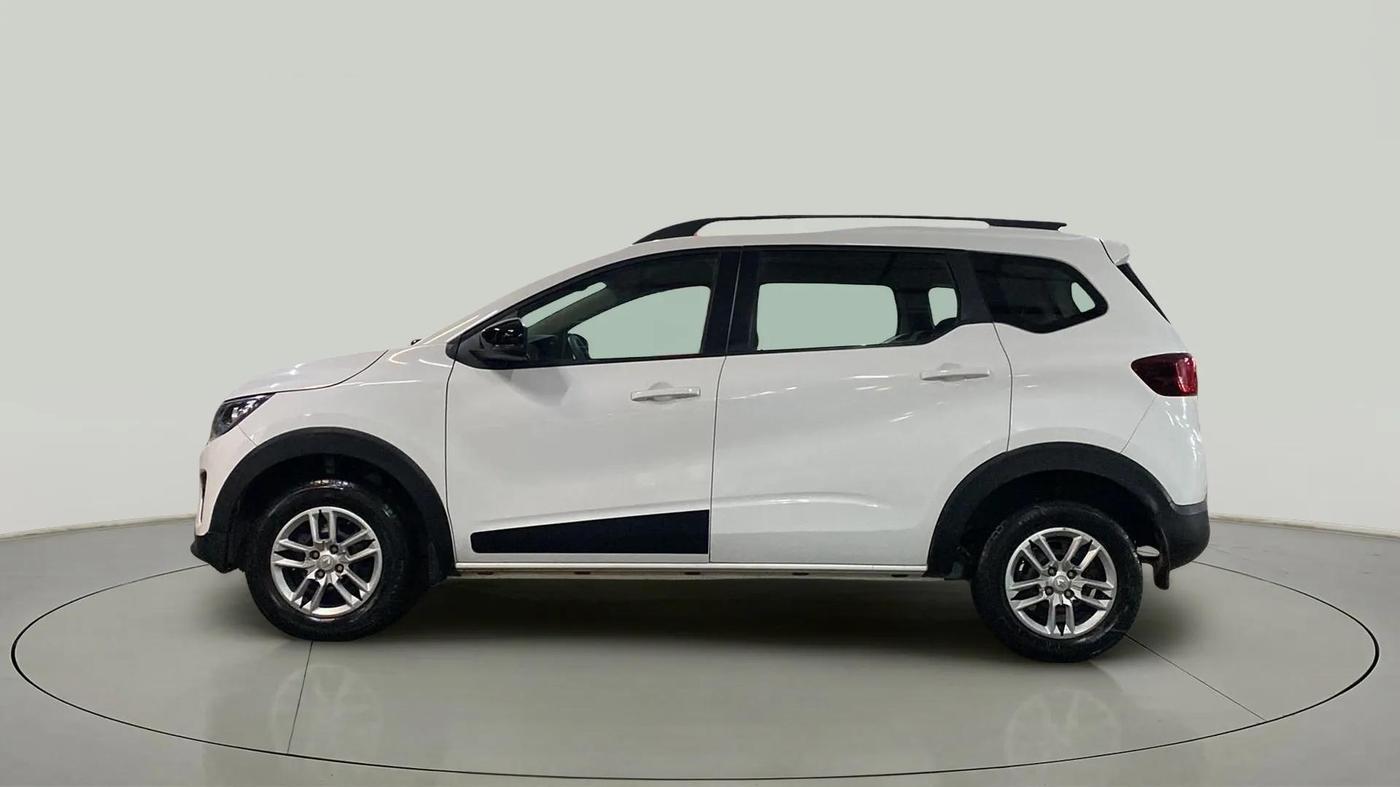 2022 Renault TRIBER RXT, Petrol, Manual, 27,645 km, Left Side