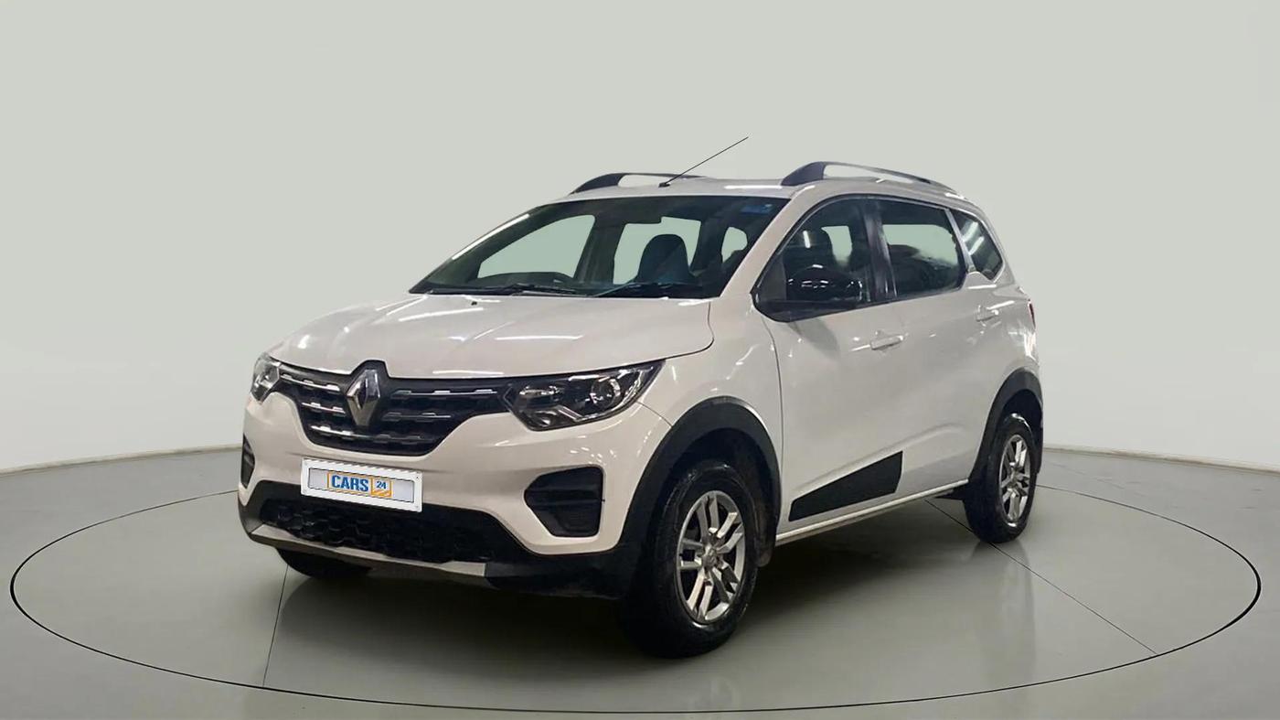 2022 Renault TRIBER RXT, Petrol, Manual, 27,645 km, Left Front Diagonal