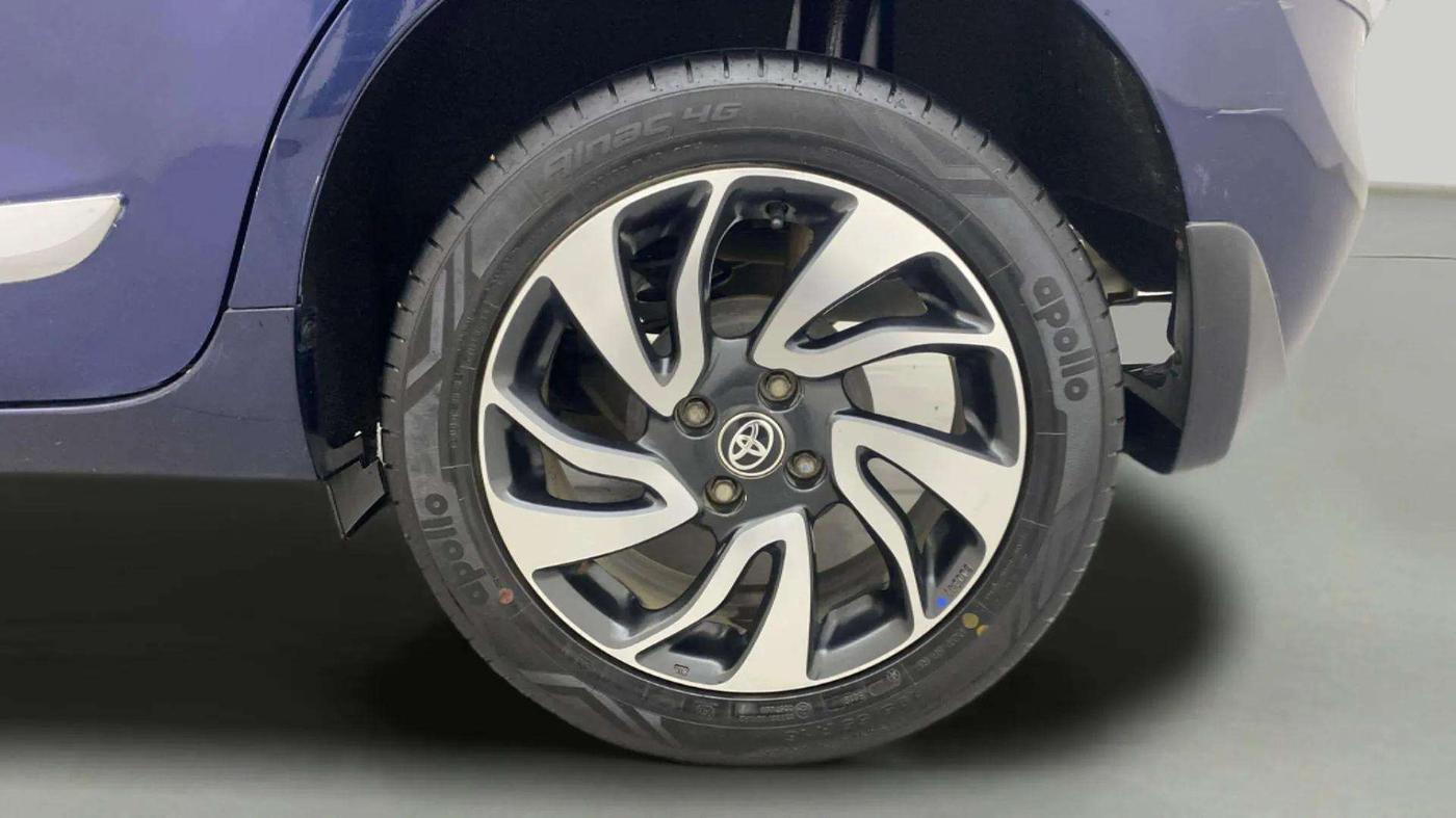 2020 Toyota Glanza G, Petrol, Manual, 32,689 km, Left Rear Wheel