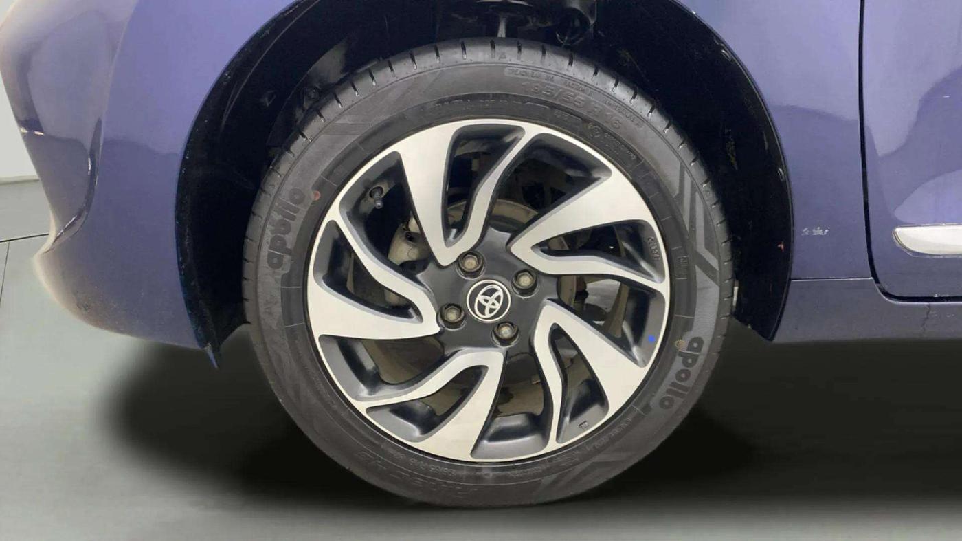 2020 Toyota Glanza G, Petrol, Manual, 32,689 km, Left Front Wheel