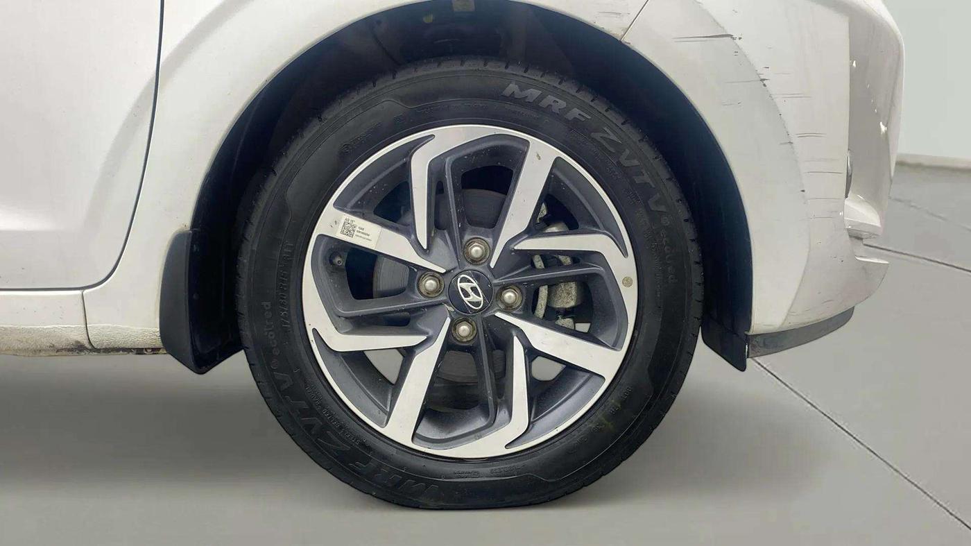 2022 Hyundai GRAND I10 NIOS SPORTZ 1.0 TURBO GDI, Petrol, Manual, 13,488 km, Right Front Wheel