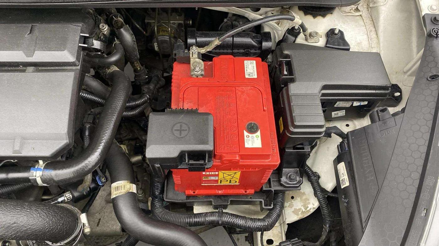 2022 Hyundai GRAND I10 NIOS SPORTZ 1.0 TURBO GDI, Petrol, Manual, 13,488 km, Engine View - Left