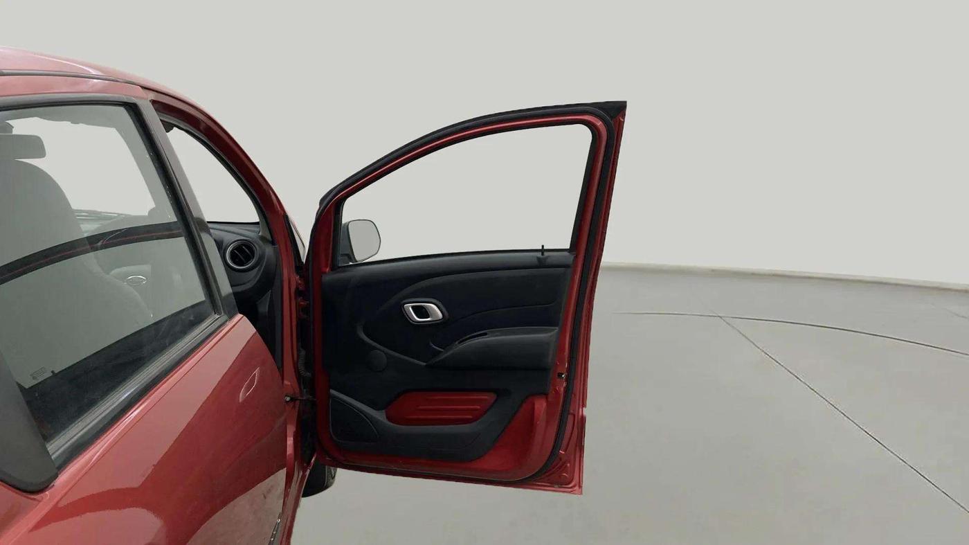 2018 Datsun Redi Go T(O) 1.0 AMT, Petrol, Automatic, 26,927 km, RHS Front Door