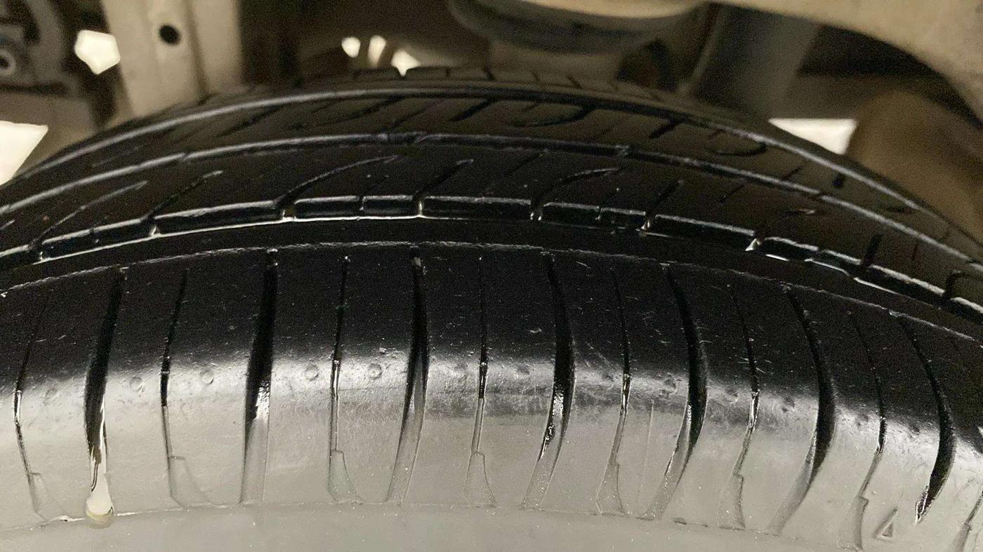 2017 Maruti Alto K10 VXI, Petrol, Manual, 61,279 km, Right Rear Tyre Tread