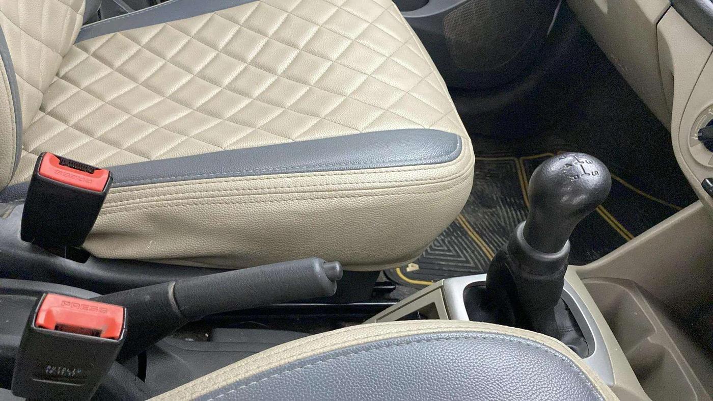 2017 Maruti Alto K10 VXI, Petrol, Manual, 61,279 km, Gear Lever