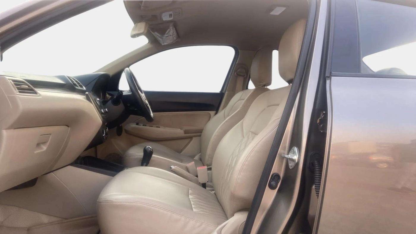 2017 Maruti Dzire VXI, Petrol, Manual, 78,200 km, Right Side Front Door Cabin