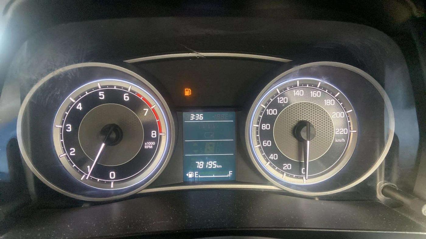 2017 Maruti Dzire VXI, Petrol, Manual, 78,200 km, Odometer Image