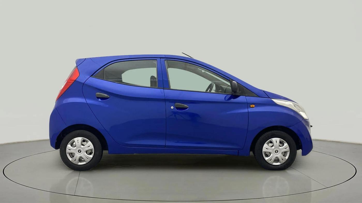 2014 Hyundai Eon D-LITE+, Petrol, Manual, 31,043 km, Right Side View