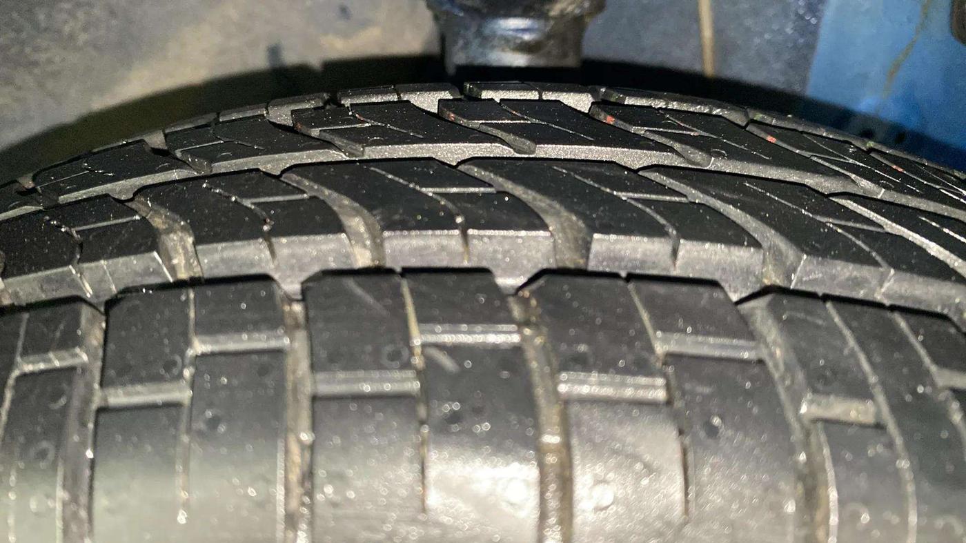 2014 Hyundai Eon D-LITE+, Petrol, Manual, 31,043 km, Right Front Tyre Tread